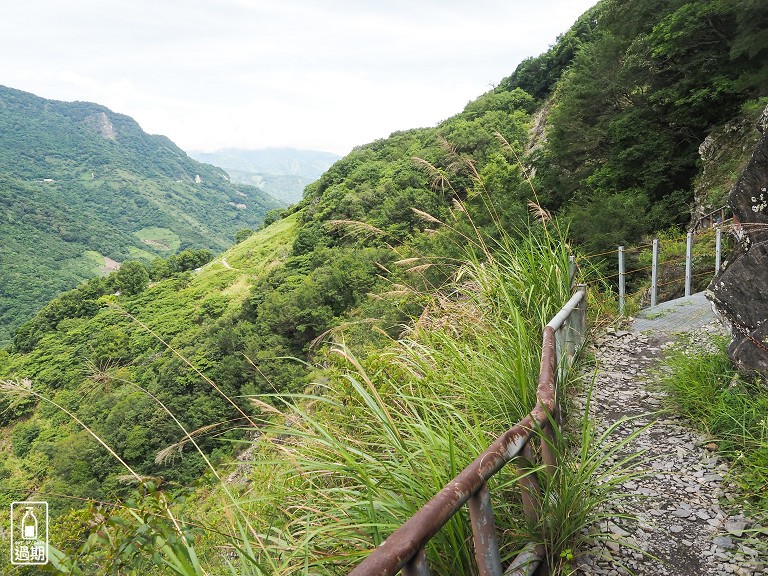 八通關越嶺古道-父子斷崖