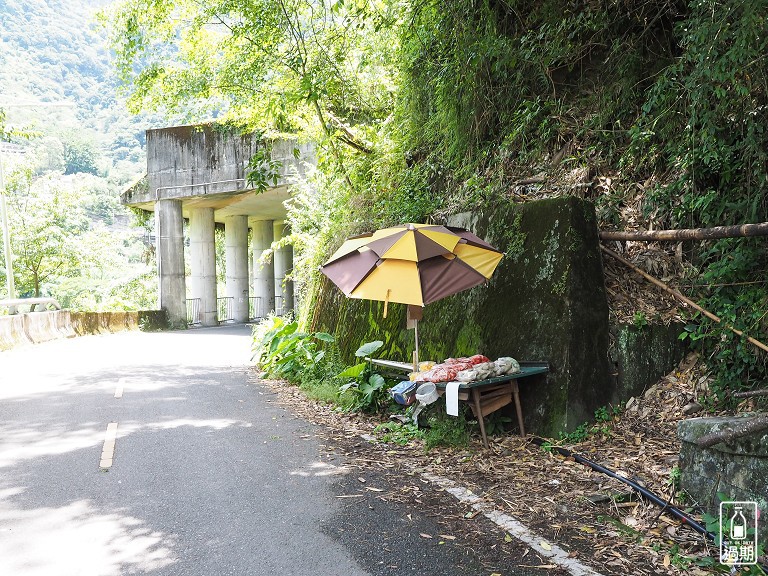 八通關越嶺古道-父子斷崖