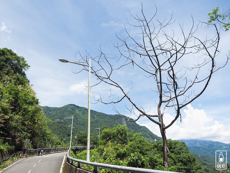 八通關越嶺古道-父子斷崖