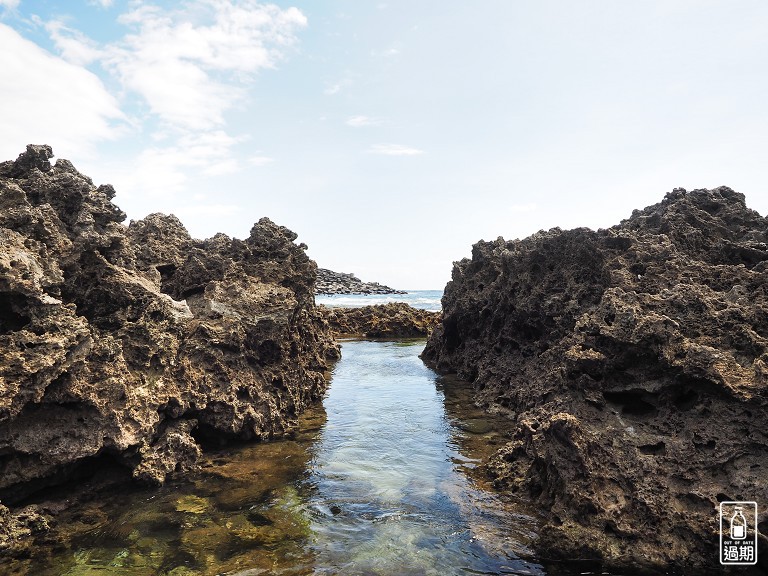 小巴里島岩