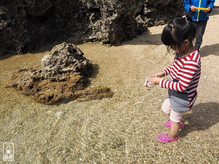 小巴里島岩