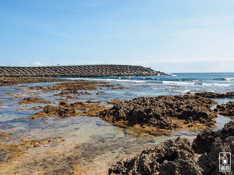 小巴里島岩